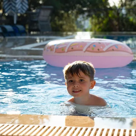 Ξενοδοχείο Kibele Ολουντενίζ