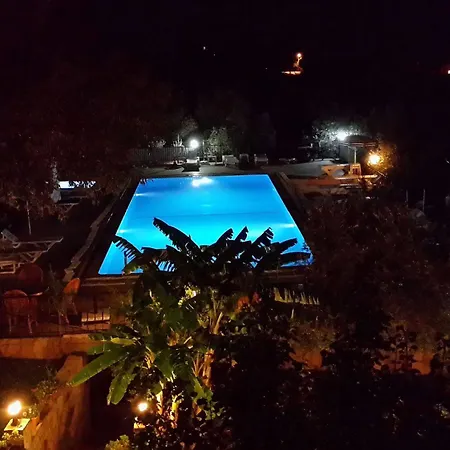 Kibele Hotel 3*